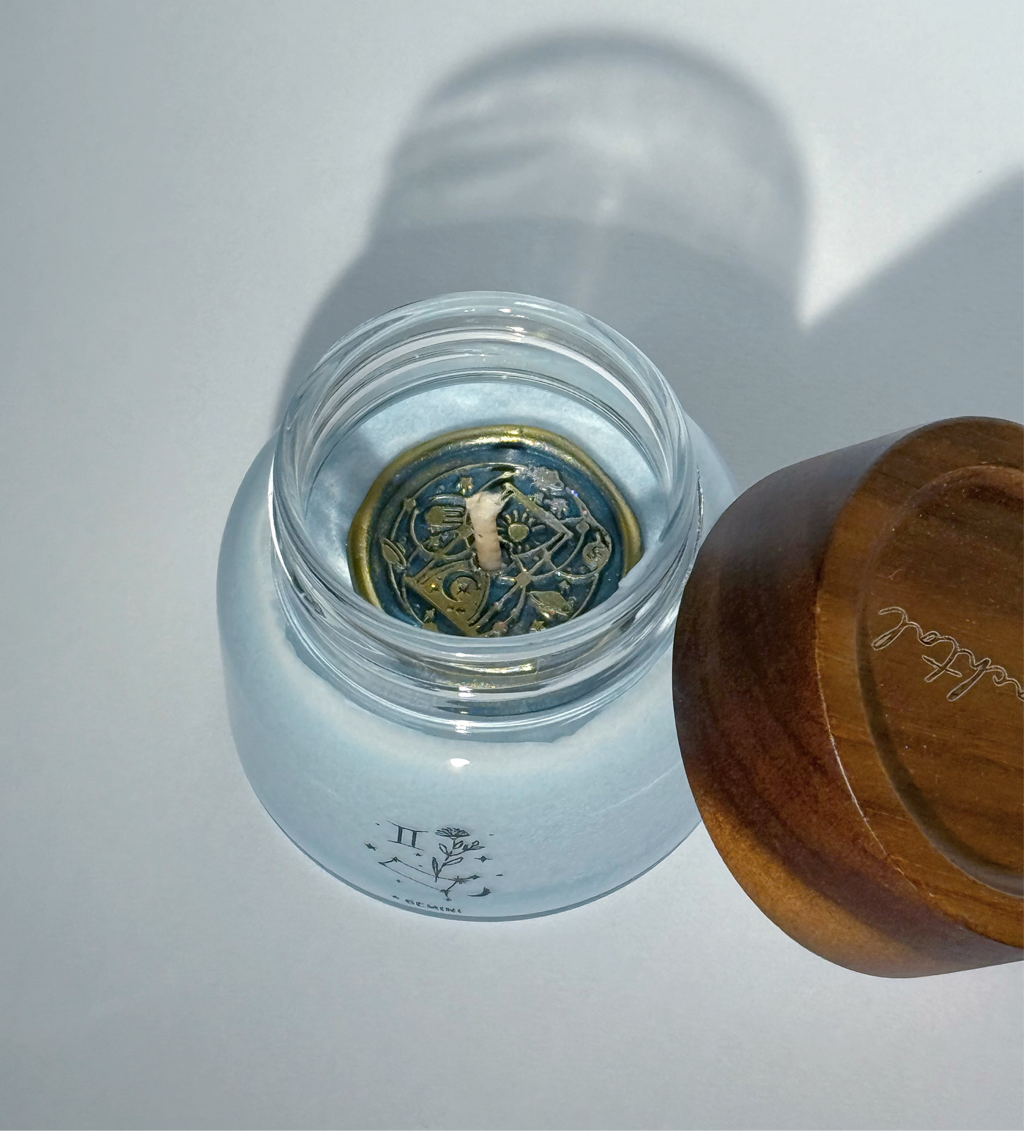 雙魚座-初雨紫羅蘭Pisces-PetrichorViolet